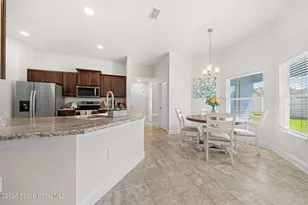 675 Kempten St NW, Palm Bay, FL 32907 - Photo 10