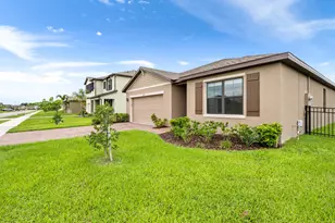 6494 Topaz Dr, Grant-Valkaria, FL 32949 - Photo 10