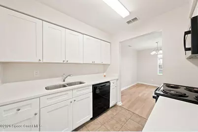 3386 Jay Tee Drive, Melbourne, FL 32901 - Photo 10