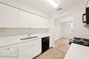 3386 Jay Tee Dr, Melbourne, FL 32901 - Photo 10