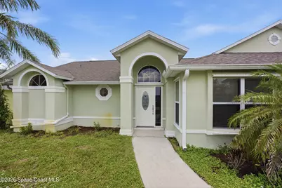 107 Keystone Drive, Sebastian, FL 32958 - Photo 2