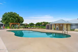 1623 Vista Lake Cir, Melbourne, FL 32904 - Photo 34
