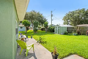 2405 Lisa Ln, Melbourne, FL 32935 - Photo 30