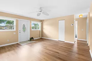 2405 Lisa Ln, Melbourne, FL 32935 - Photo 2