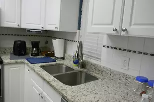 981 Sonesta Ave NE, Palm Bay, FL 32905 - Photo 10