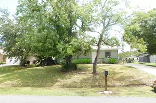 451 Higgs Ave NW, Palm Bay, FL 32907 - Photo 2
