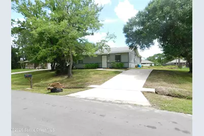 451 Higgs Avenue NW, Palm Bay, FL 32907 - Photo 1