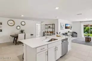 1042 Windmill St SE, Palm Bay, FL 32909 - Photo 6