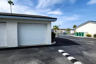 640 S Brevard Ave, Cocoa Beach, FL 32931 - Photo 10