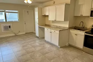 1431 Oak St, Melbourne, FL 32901 - Photo 10