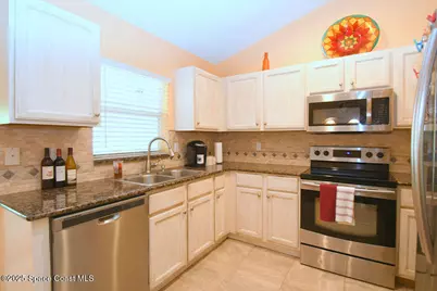 1388 Hill Avenue, Melbourne, FL 32940 - Photo 2