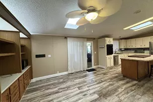 600 N Dolphin Cir, Barefoot Bay, FL 32976 - Photo 30