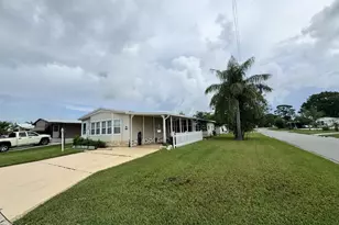 600 N Dolphin Cir, Barefoot Bay, FL 32976 - Photo 4