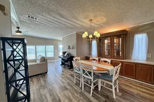 600 N Dolphin Cir, Barefoot Bay, FL 32976 - Photo 16