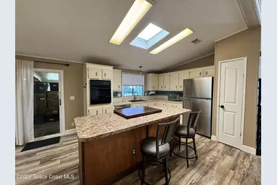 600 N Dolphin Circle, Barefoot Bay, FL 32976 - Photo 22