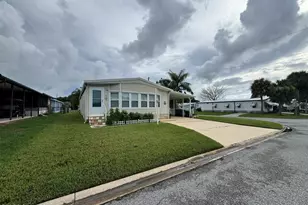 600 N Dolphin Cir, Barefoot Bay, FL 32976 - Photo 6