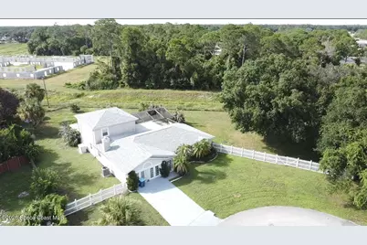 1450 Dowd Court SE, Palm Bay, FL 32909 - Photo 2