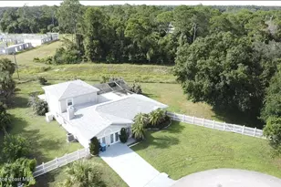 1450 Dowd Ct SE, Palm Bay, FL 32909 - Photo 2
