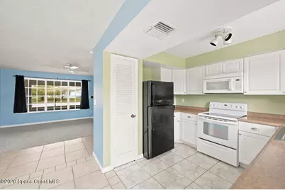 915 Burn Drive NE, Palm Bay, FL 32905 - Photo 6