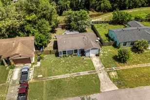 1705 Privateer Dr, Titusville, FL 32796 - Photo 14
