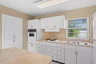1833 Jackson Ave, Melbourne, FL 32935 - Photo 10