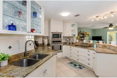 187 Jamaica Drive, Cocoa Beach, FL 32931 - Photo 10