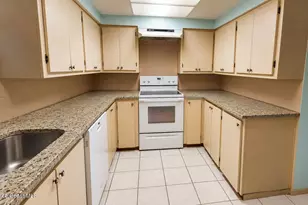 4810 Cocoanut Dr, Titusville, FL 32780 - Photo 2