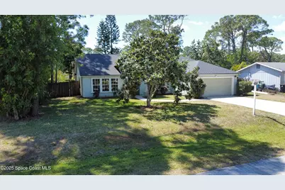 1422 Kaslo Circle NW, Palm Bay, FL 32907 - Photo 2