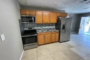 415 S Robbins Ave, Titusville, FL 32796 - Photo 6