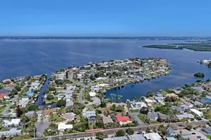1530 Bayshore Dr, Cocoa Beach, FL 32931 - Photo 42