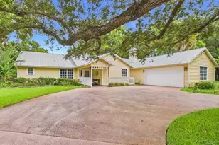 2065 Cortez Ave, Vero Beach, FL 32960 - Photo 1