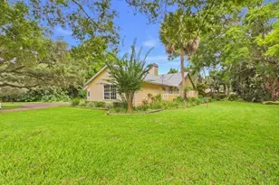 2065 Cortez Ave, Vero Beach, FL 32960 - Photo 32