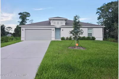 927 Tacaro Avenue SE, Palm Bay, FL 32909 - Photo 1
