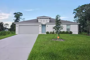 927 Tacaro Ave SE, Palm Bay, FL 32909 - Photo 1