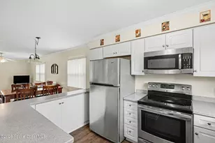 200 St Lucie Ln, Cocoa Beach, FL 32931 - Photo 6