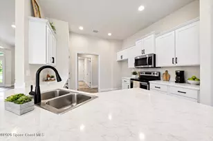 347 Mott St SW, Palm Bay, FL 32908 - Photo 8