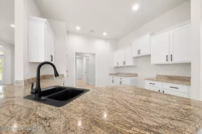 281 Breakwater Street SE, Palm Bay, FL 32909 - Photo 10