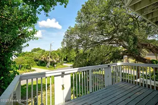 5875 Riverside Dr, Melbourne Beach, FL 32951 - Photo 28