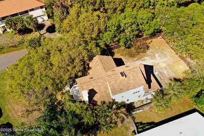 5875 Riverside Drive, Melbourne Beach, FL 32951 - Photo 4