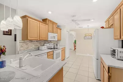 1486 Grand Isle Boulevard, Melbourne, FL 32940 - Photo 6