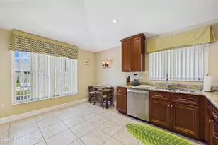 4991 Erin Ln, Melbourne, FL 32940 - Photo 12