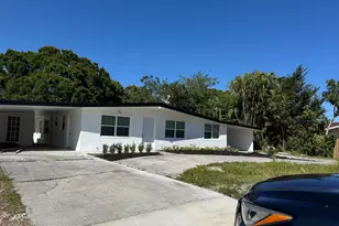 508 Palm Ave, Fort Pierce, FL 34982 - Photo 1