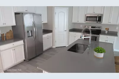 1685 Pottsburg Point Drive, Jacksonville, FL 32207 - Photo 2