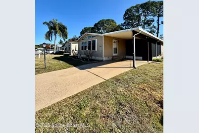 4426 Twin Lakes Drive, Melbourne, FL 32934 - Photo 2