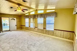 4426 Twin Lakes Dr, Melbourne, FL 32934 - Photo 8
