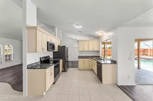 3657 Whisperwood Cir, Melbourne, FL 32901 - Photo 14