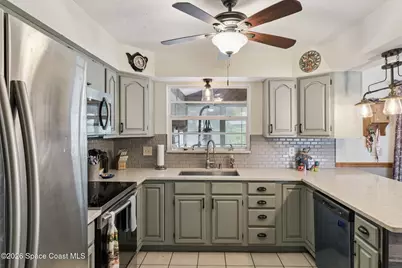 795 Simon Street SE, Palm Bay, FL 32909 - Photo 10