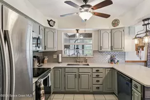 795 Simon St SE, Palm Bay, FL 32909 - Photo 10