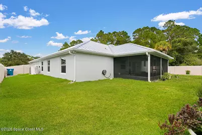 426 Oakleaf Street SW, Palm Bay, FL 32908 - Photo 22