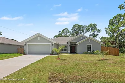 556 Trumpet Street SW, Palm Bay, FL 32908 - Photo 2